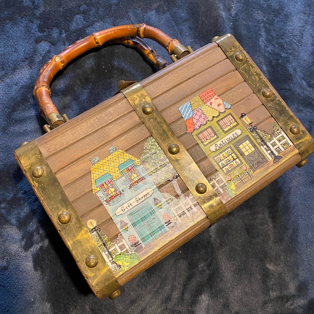 Vintage box 1950s purse decoupage